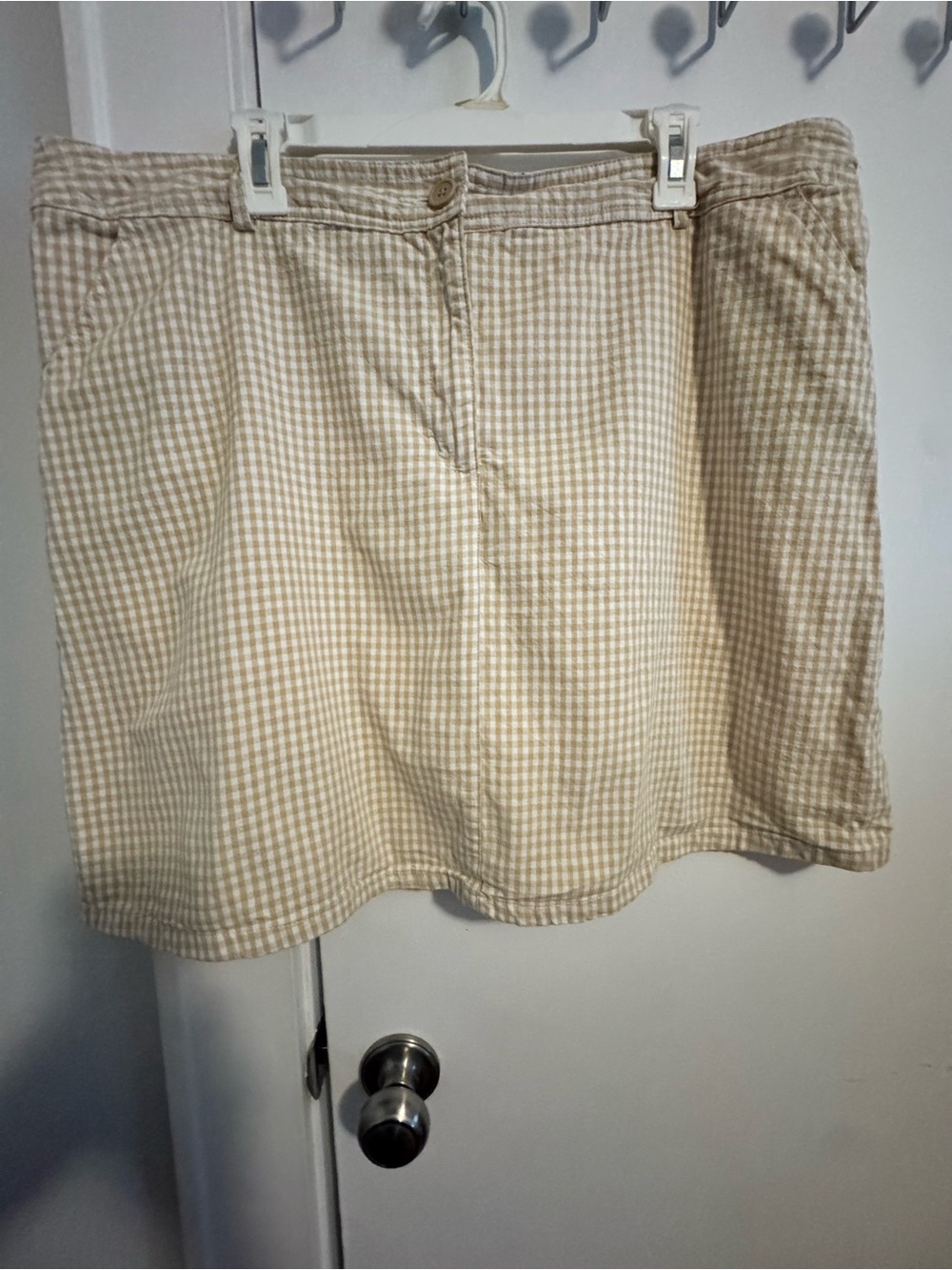 White Stag Beige Gingham Skort